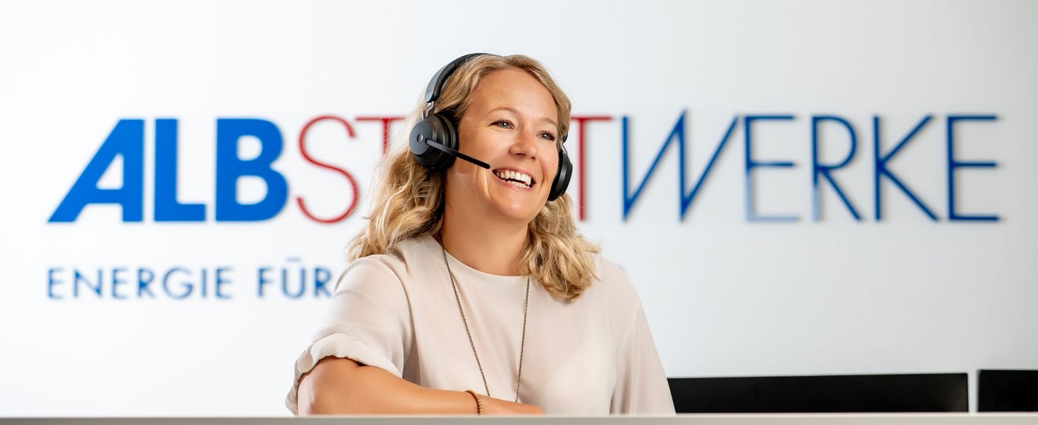 Mitarbeiterin am Empfang